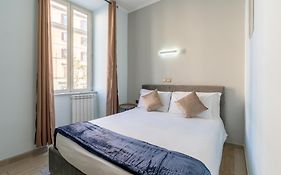 Leoni Di Giada Guesthouse - Close To Central Station